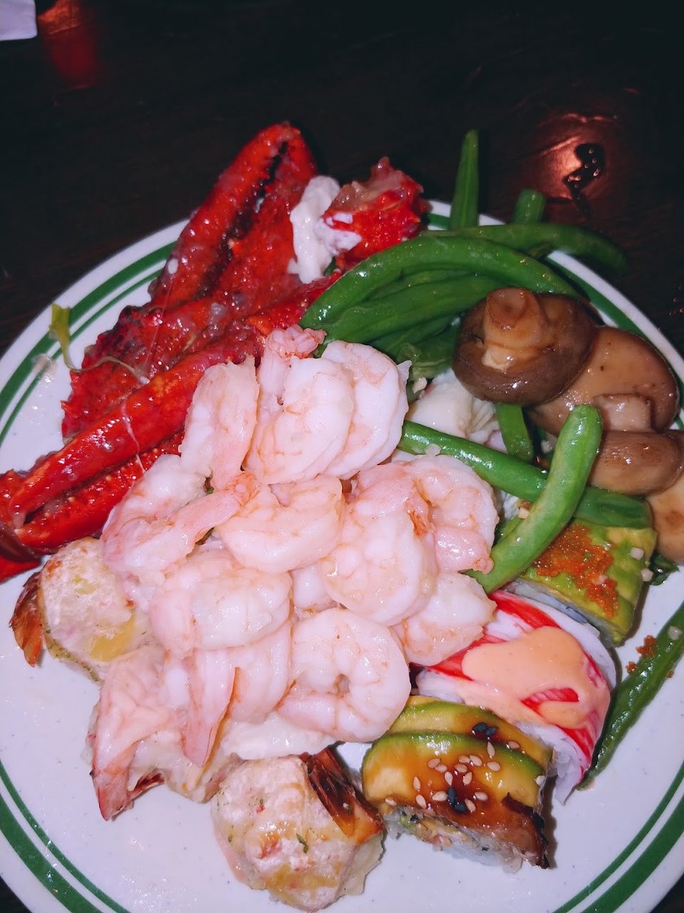 Shrimp Mussels and Crab Legs